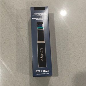 TreStique good vibes mascara and curler